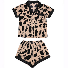Load image into Gallery viewer, Imitation Silk Satin printed Pyjamas Set