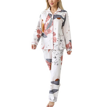 Load image into Gallery viewer, Cotton Printed Long Sleeved Women&#39;s Pyjamas Set
