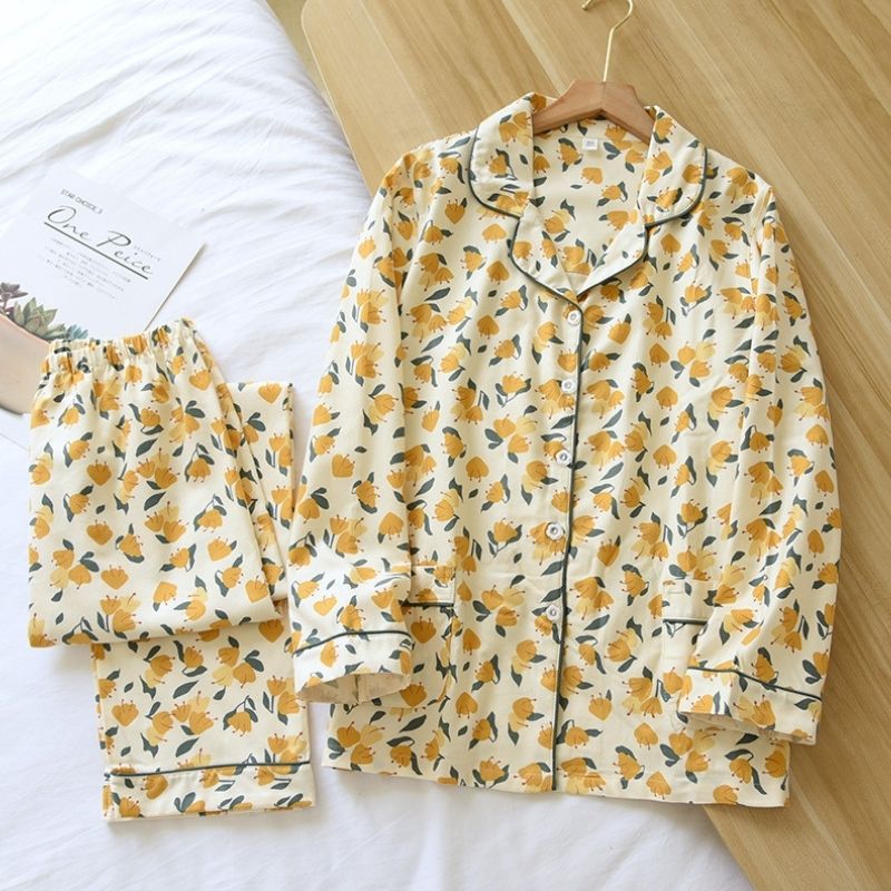 Flower Buds Print Pyjamas Set