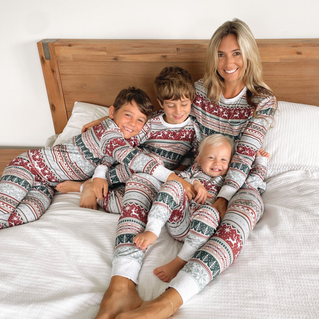 Round Neck Elegant Matching Christmas Pyjamas Set