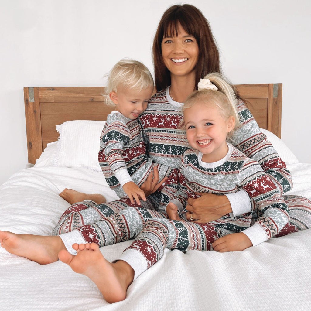 Round Neck Elegant Matching Christmas Pyjamas Set