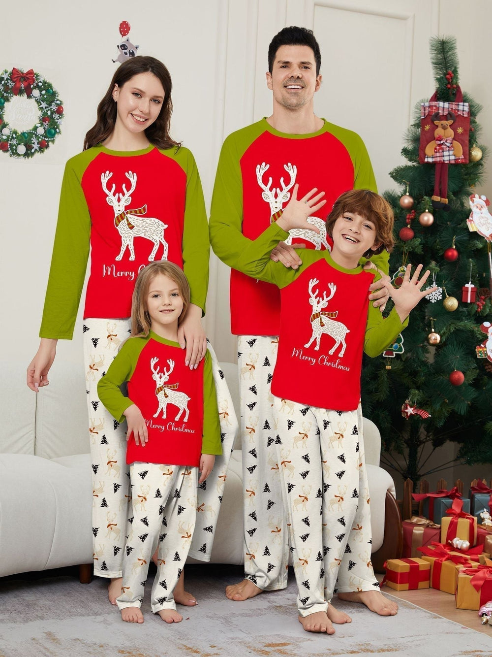 Contrast Reindeer Print Christmas Family Pajama Set - front view