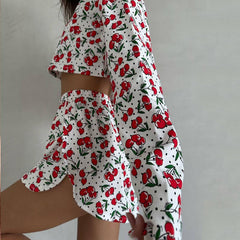 Women's Summer Printed Long-Sleeve Shorts Set - model wearing