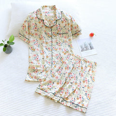 Women's Cotton Short-Sleeved Shorts Pajamas Set - model wearing